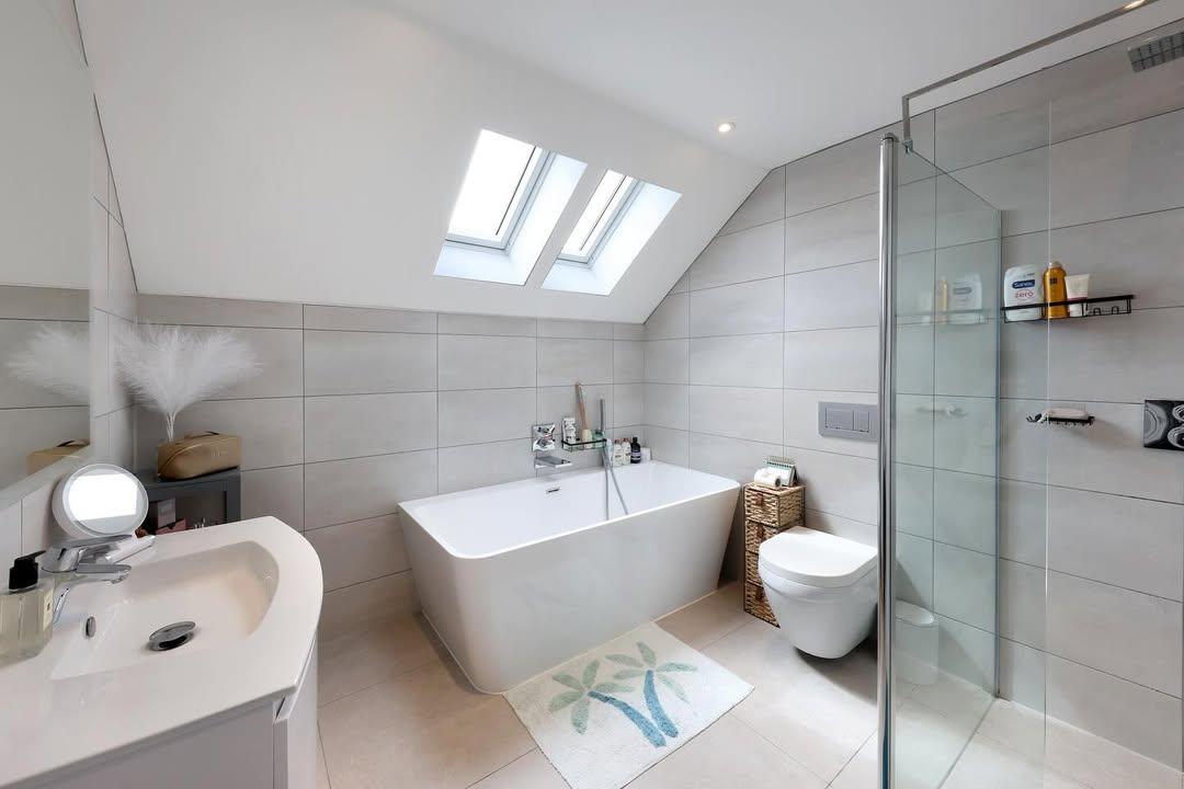Modern Family Residence in Buckinghamshire