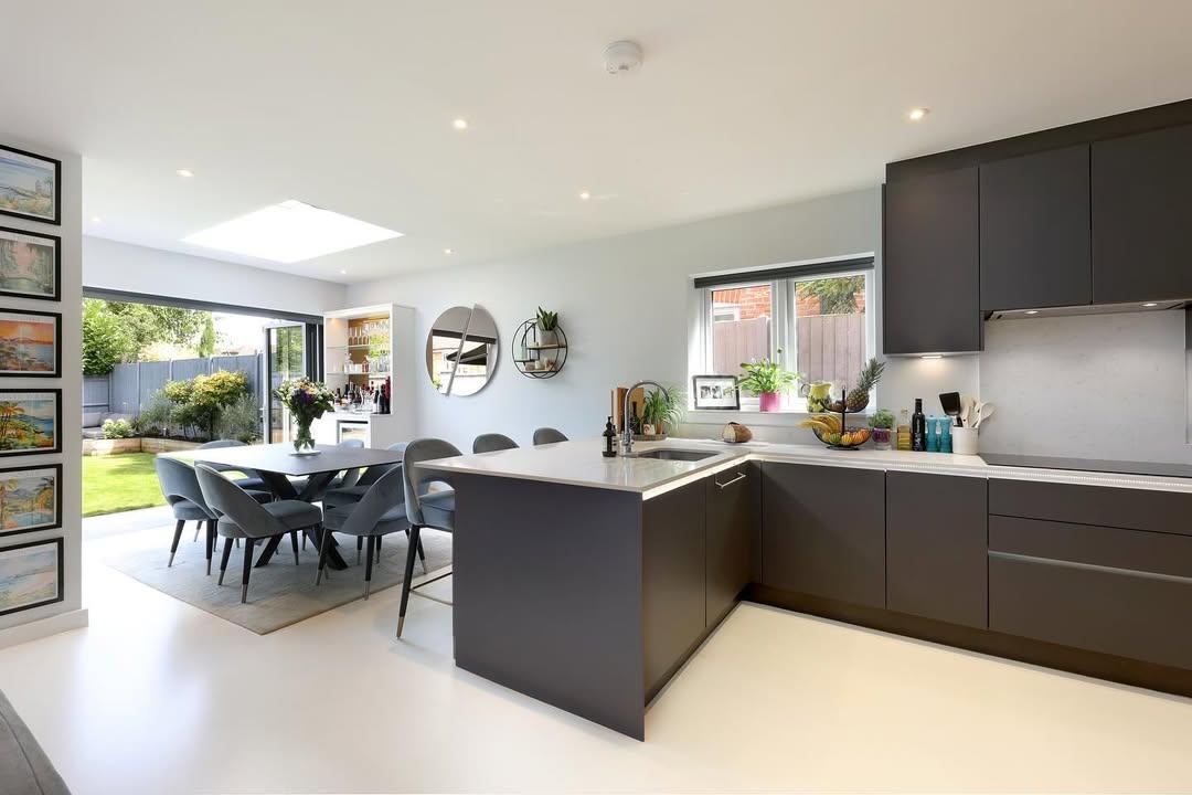 Modern Family Residence in Buckinghamshire