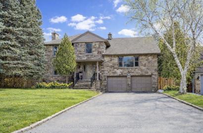 Luxury Six-Bedroom Detached Residence in Beaconsfield