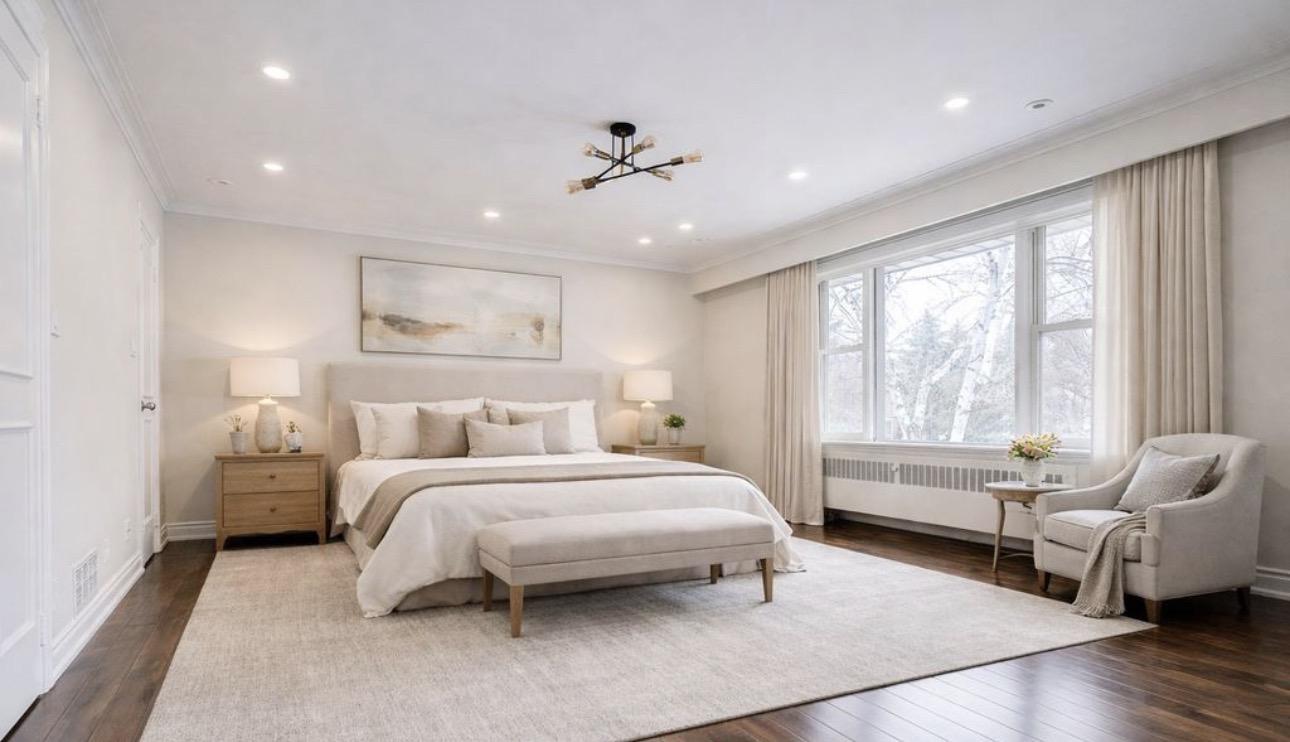 Luxury Six-Bedroom Detached Residence in Beaconsfield
