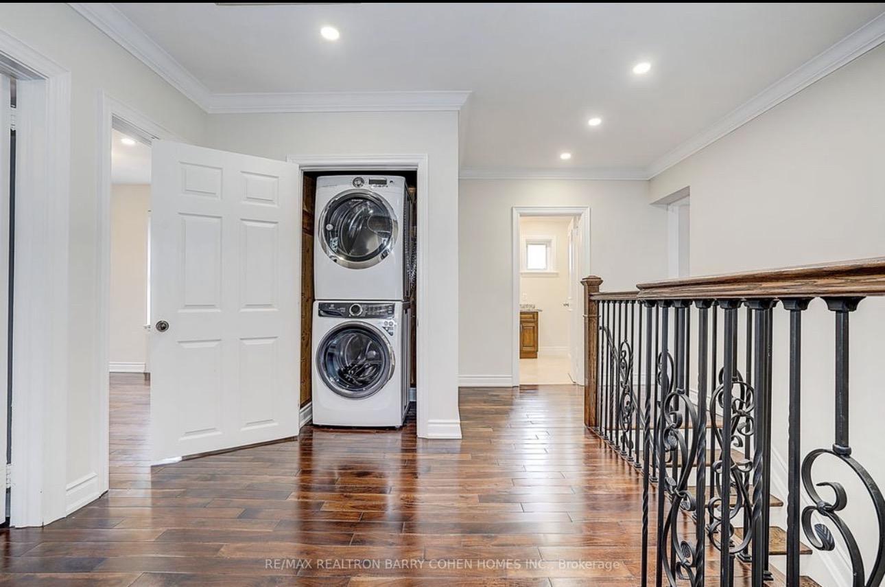 Luxury Six-Bedroom Detached Residence in Beaconsfield