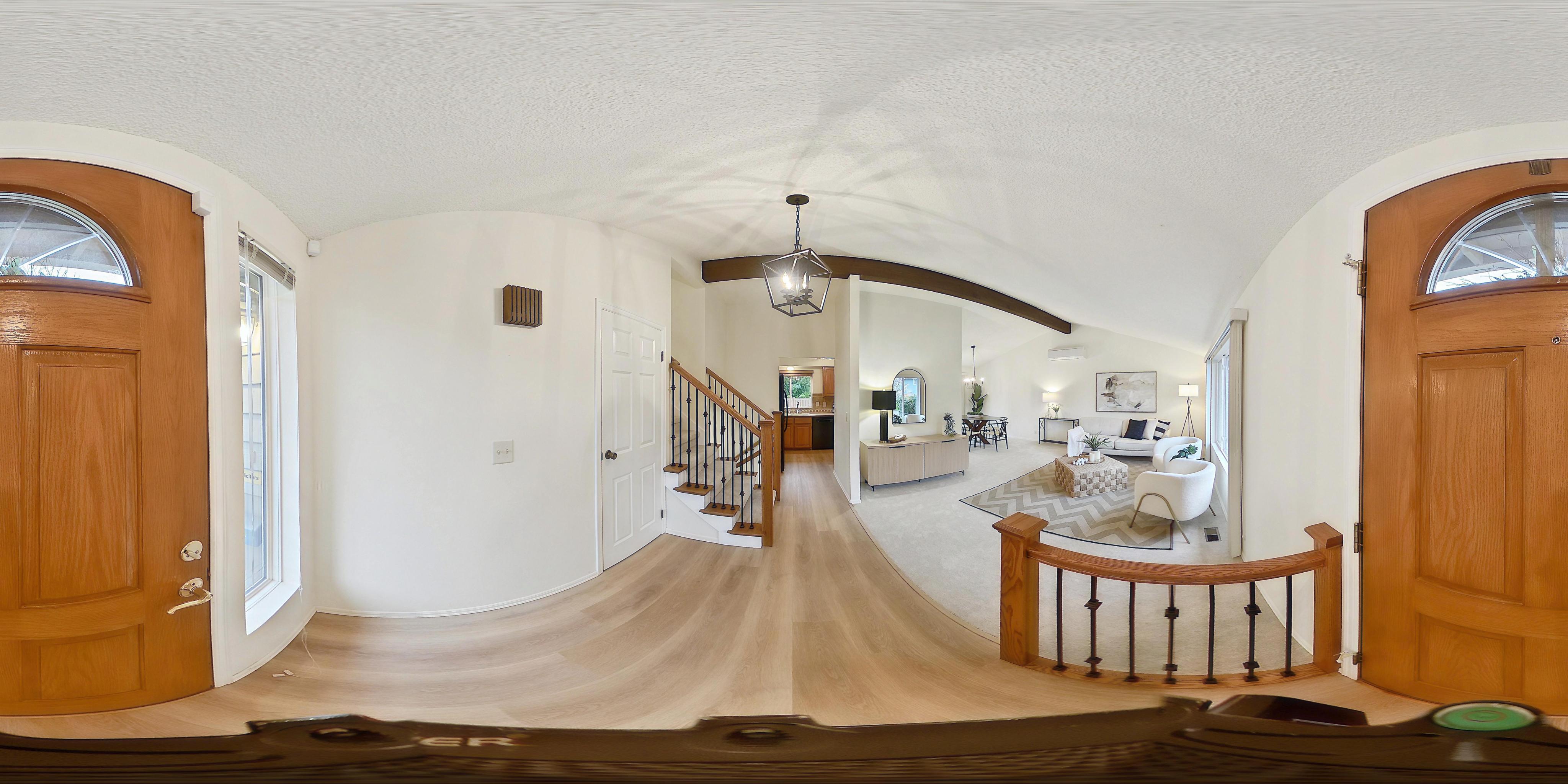 Modern Family Home with Garage in Kirkland, Washington