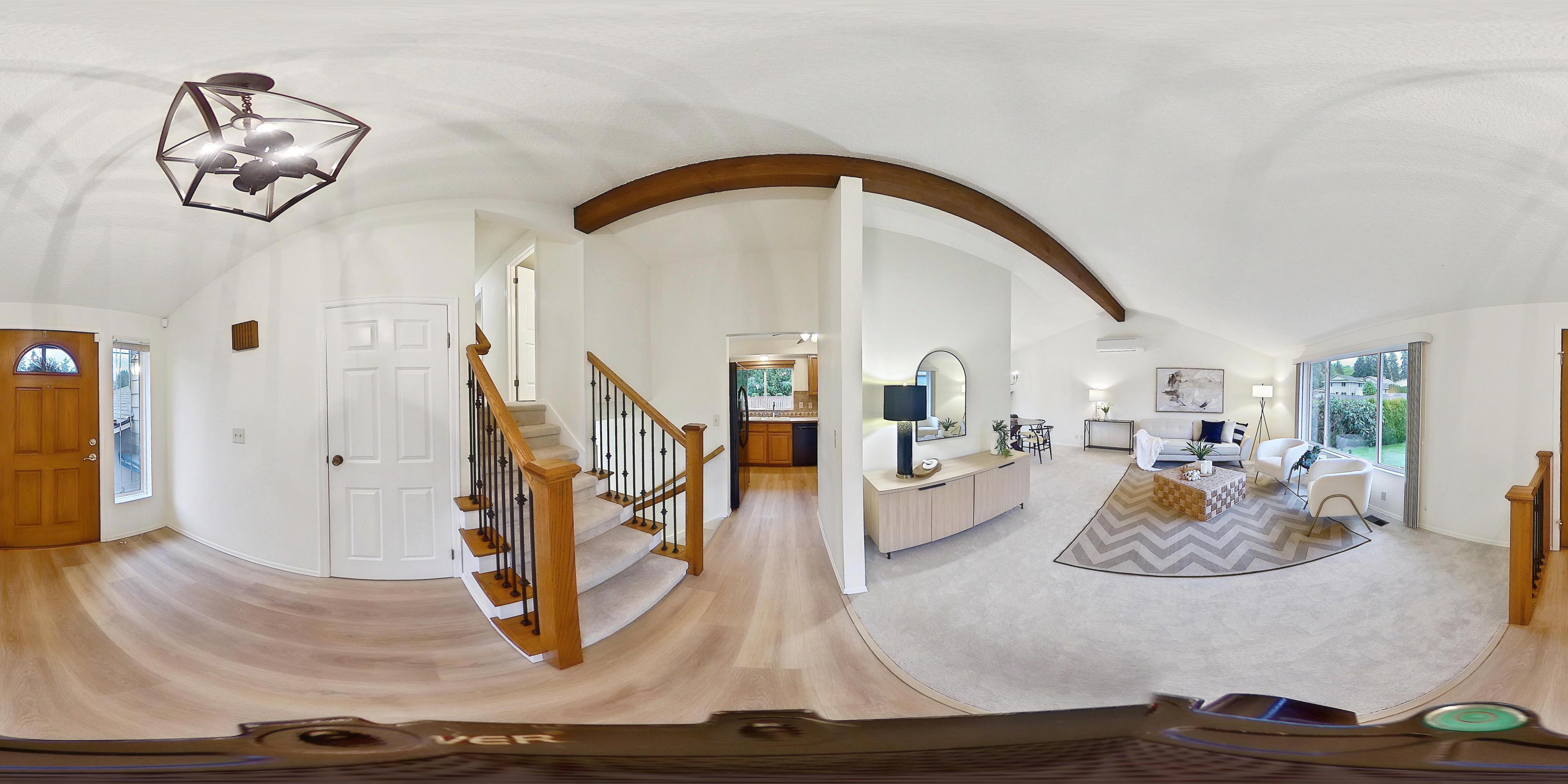 Modern Family Home with Garage in Kirkland, Washington